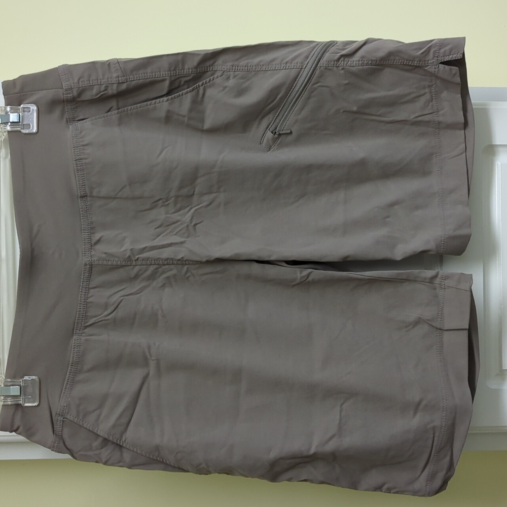 Mountain Hardwear Dynama Bermuda shorts